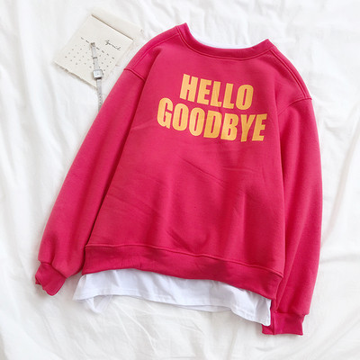 Καθημερινή γυναικεία μπλούζα σε τρία χρώματα με γράμματα και οβάλ ντεκολτέ