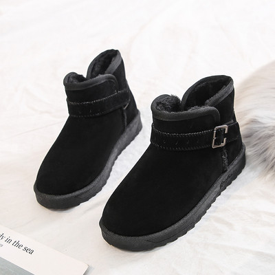 Női őszi-téli csizma öko velúrból, fekete és bézs színben