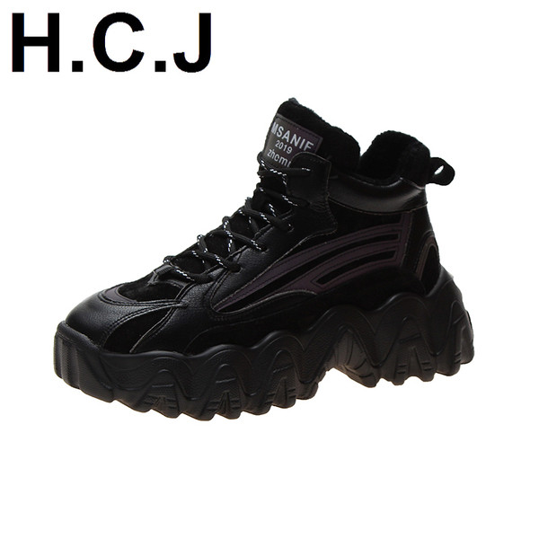 Női bőr tornacipő magas és durva talppal több színben