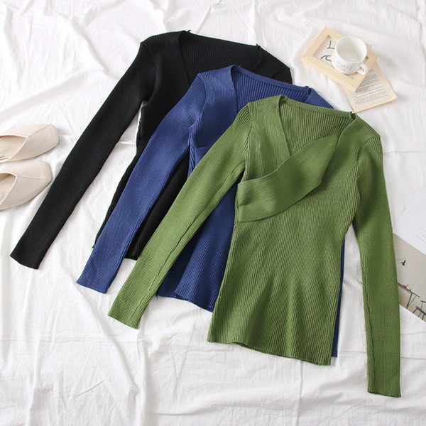 Modern női pulóver spitz nyakkivágással és hosszú ujjú több színben