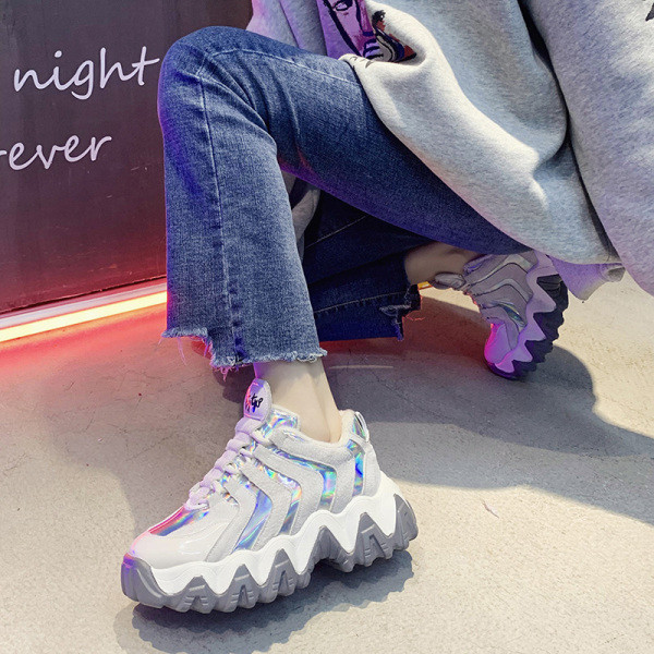 Aktuális őszi női tornacipő vastag durva talppal több színben