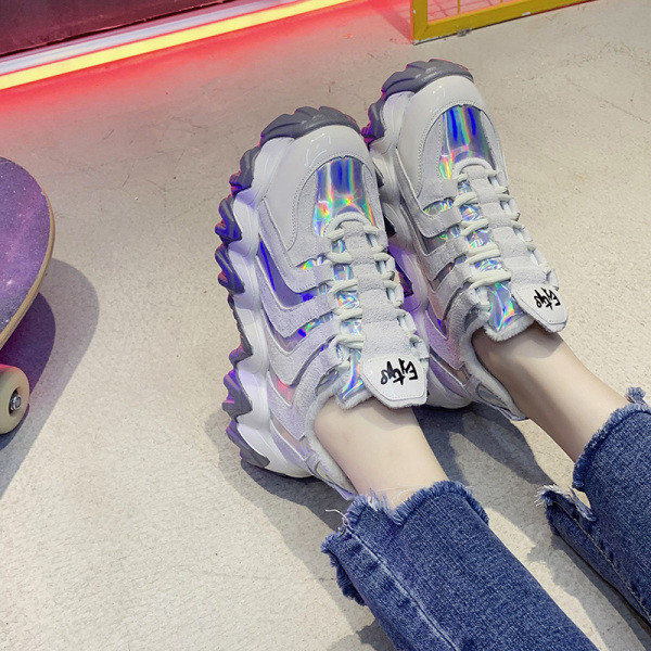 Aktuális őszi női tornacipő vastag durva talppal több színben