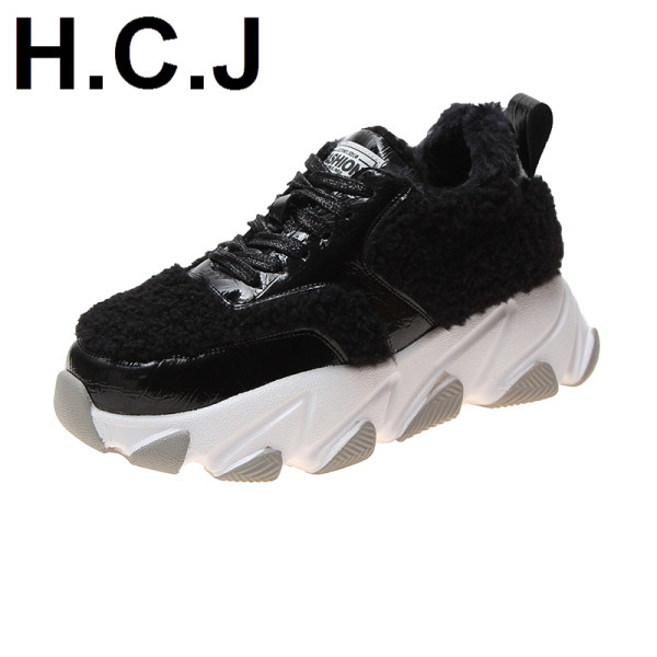 ΝΕΟ μοντέλο γυναικεία υποδήματα φθινοπώρου-χειμώνα σε διάφορα χρώματα