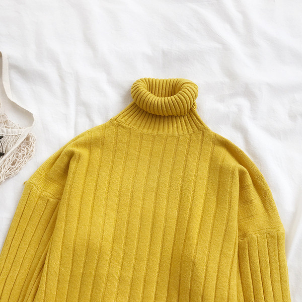 Γυναικέιο πουλόβερ σε τέσσερα χρώματα με υψηλό γιακά και μακρύ μανίκι