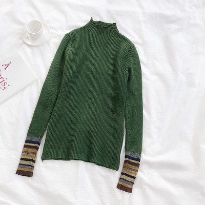 Μοντέρνο γυναικείο πουλόβερ των γυναικών σε διάφορα χρώματα με υψηλό γιακά