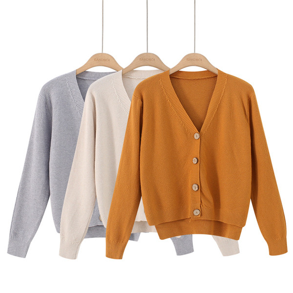 Női kardigán gombokkal és spitz nyakkivágással - több színben