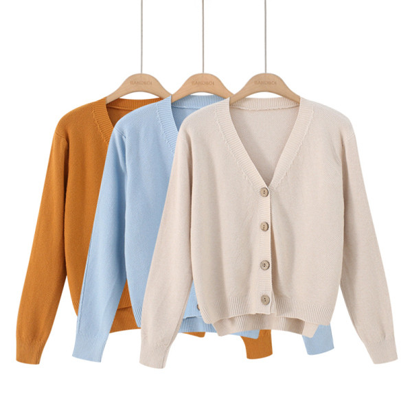 Női kardigán gombokkal és spitz nyakkivágással - több színben