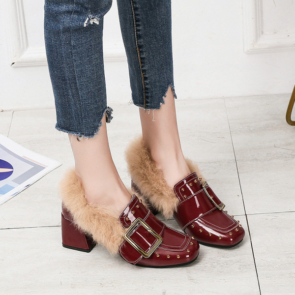 Modern női cipő vastag sarokkal és puha béléssel - eco bőrből több színben