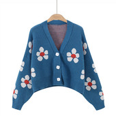 Női kardigán virágmotívumokkal és kék gombokkal