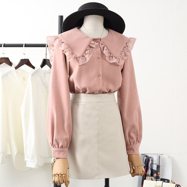 Modern női ing csipkével és gombokkal fehér, zöld és rózsaszín színben