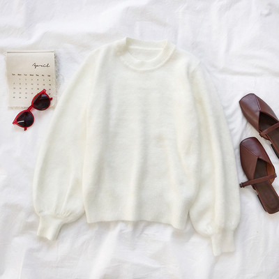 Γυναικείο πουλόβερ  σε τέσσερα χρώματα με οβάλ ντεκολτέ και φαρδιά μανίκια