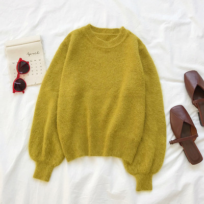 Γυναικείο πουλόβερ  σε τέσσερα χρώματα με οβάλ ντεκολτέ και φαρδιά μανίκια