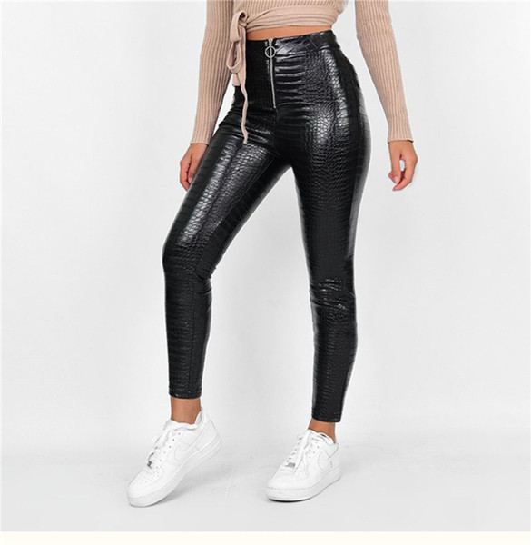 Napi női leggings magas derékkal és cipzárral öko bőrből fekete színben