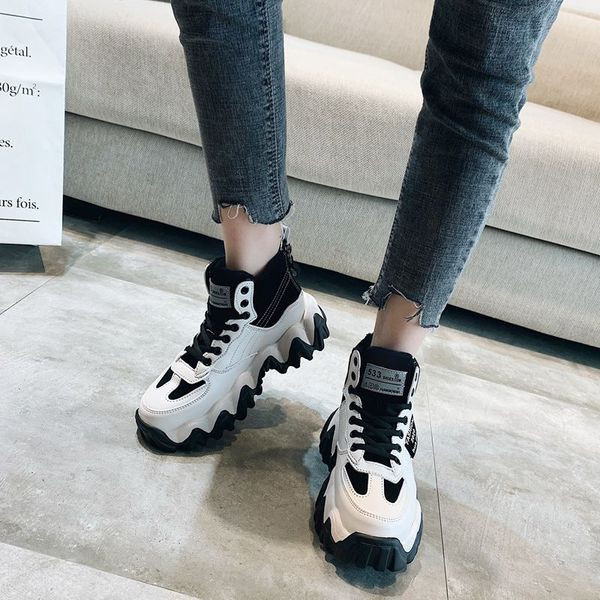 Γυναικεία αθλητικά  παπούτσια φθινόπωρο-χειμώνα με μαλακή επένδυση και ανθεκτική σόλα σε πολλαπλά χρώματα