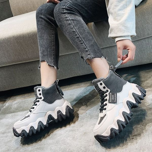 Γυναικεία αθλητικά  παπούτσια φθινόπωρο-χειμώνα με μαλακή επένδυση και ανθεκτική σόλα σε πολλαπλά χρώματα