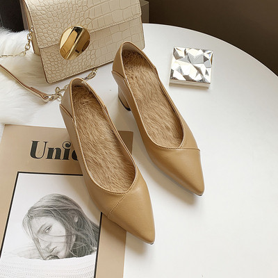 Νέο μοντέλο  γυναικεία παπούτσια μυτερό σχέδιο σε διάφορα χρώματα