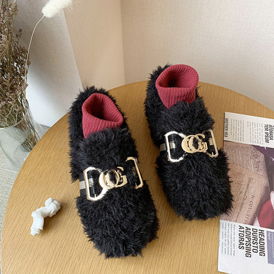 Γυναικείες χειμερινές  μπότες με επίπεδη σόλα σε λευκό, μαύρο και μπεζ χρώμα