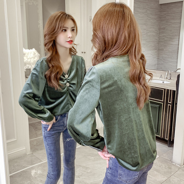 Női bársony blúz fekete és zöld színben, gombokkal és V-nyakkal