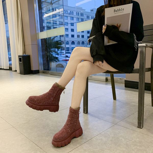 Γυναικείες χειμωνιάτικες μπότες με απαλή επένδυση σε τρία χρώματα