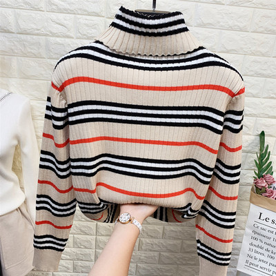 Csíkos női pulóver magas gallérral és hosszú ujjú barna, bézs és fekete színben