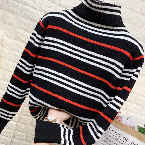 Csíkos női pulóver magas gallérral és hosszú ujjú barna, bézs és fekete színben