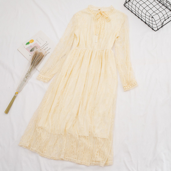 Μοντέρνο γυναικείο φόρεμα ς σε μπεζ και ροζ χρώμα  με δαντέλα