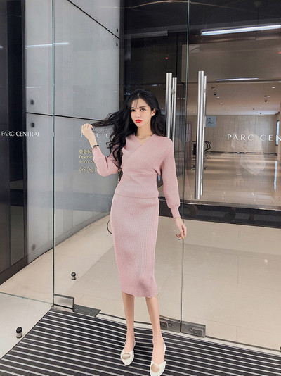 Női kötött blúz és szoknya szett több színben