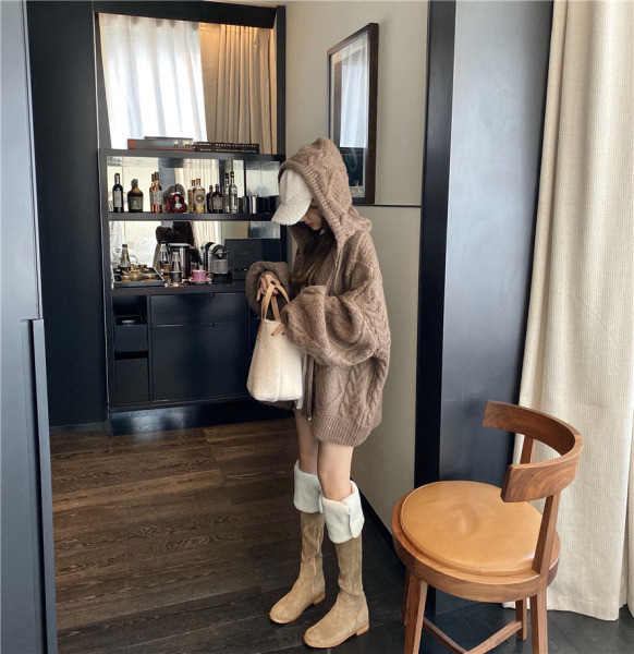 Női topikus hosszú kardigán három színben kapucnival