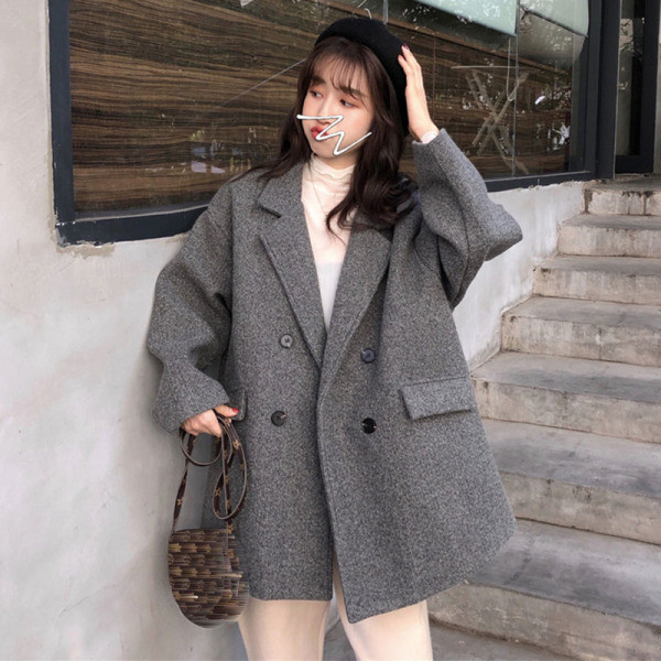 Дамско актуално палто широк модел в сив и черен цвят