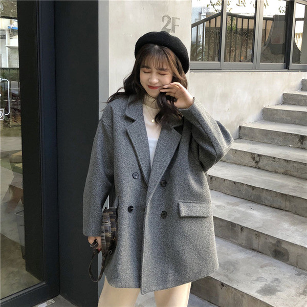 Дамско актуално палто широк модел в сив и черен цвят