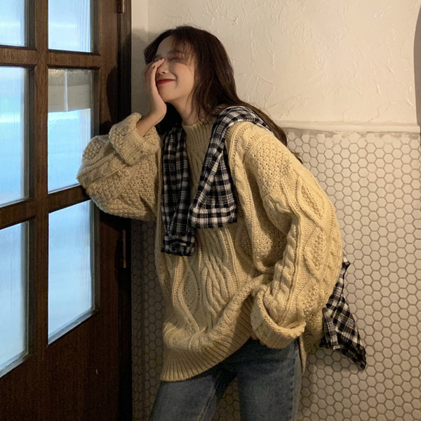 Γυναικείο casual πουλόβερ ευρύ μοντέλο σε τρία χρώματα