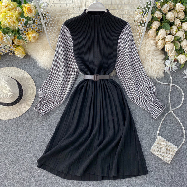 Téli női rakott ruha széles kockás ujjakkal és övvel három színben