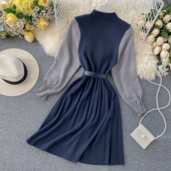 Téli női rakott ruha széles kockás ujjakkal és övvel három színben