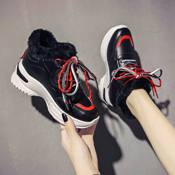 Női téli tornacipő magas talppal, puha béléssel, három színben