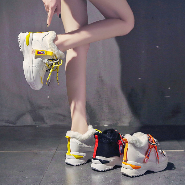 Női téli tornacipő magas talppal, puha béléssel, három színben