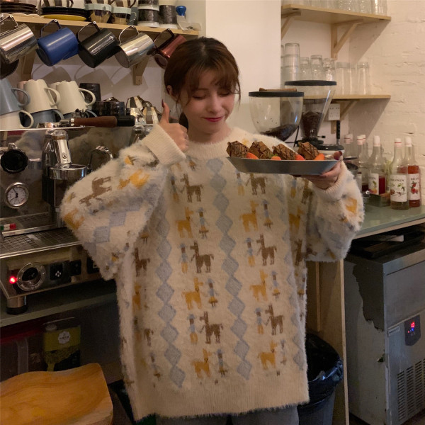 Γυναικεία καθημερινή φαρδιά μπλούζα με ωοειδές ντεκολτέ