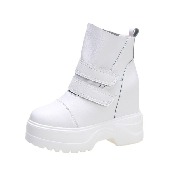 Γυναικείες έκο δερμάτινες μπότες  με ψηλά πέλματα σε άσπρο και μαύρο χρώμα