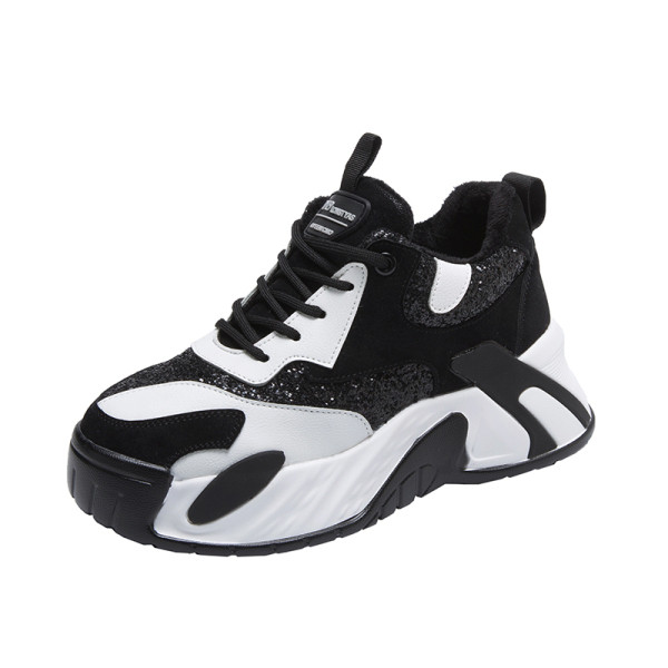 Γυναικεία αθλητικά  παπούτσια  για το φθινοπώρο με γυαλιστερό αποτέλεσμα σε δύο χρώματα