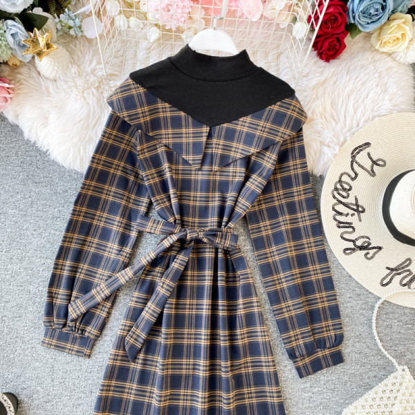 Κομψό γυναικείο φόρεμα με υψηλό γιακά σε τρία χρώματα