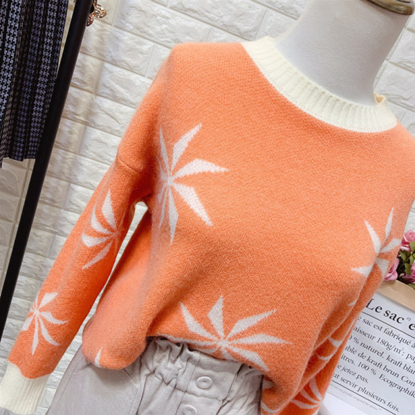 Új modell női pulóver mintával és kerek nyakkivágással, rózsaszín, zöld, kék, sárga narancs színben