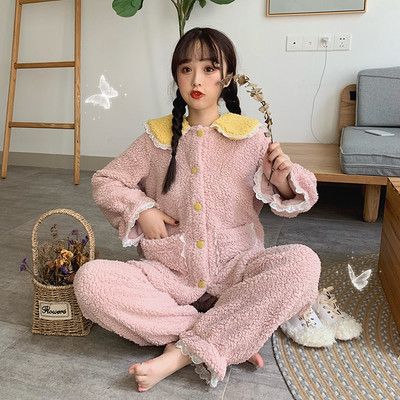 Γυναικεία πιτζάμα σε ροζ και μπλε χρώμα