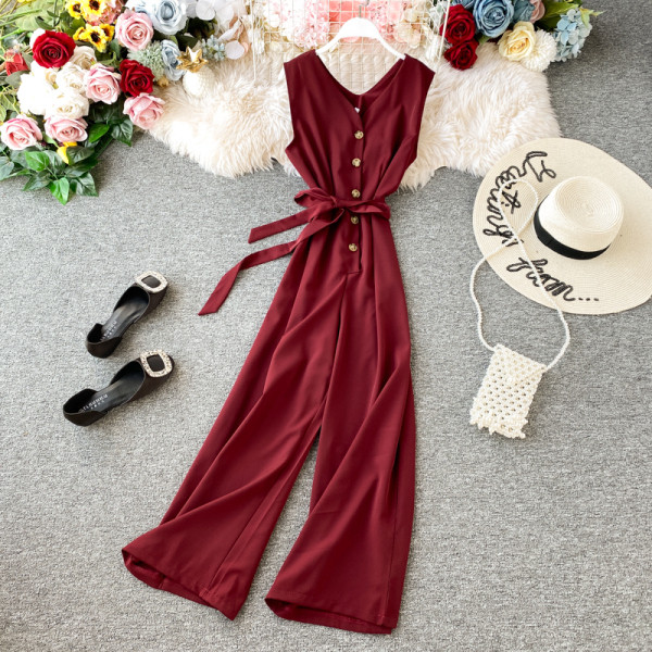 Κομψές γυναικείες ολοσομες φόρμες με κουμπιά και κορδόνια σε τέσσερα χρώματα