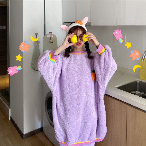 Női pizsama széles modell lila színben