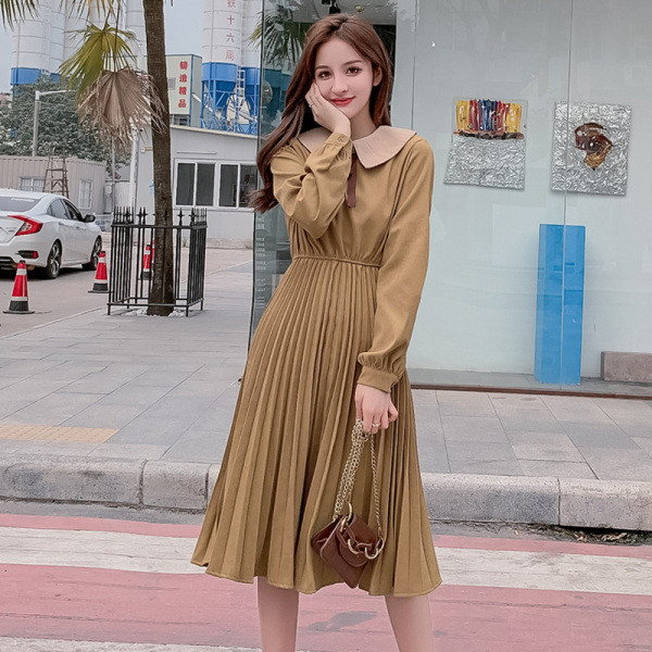 Модерна дамска рокля разкроен модел в два цвята с дълъг ръкав 