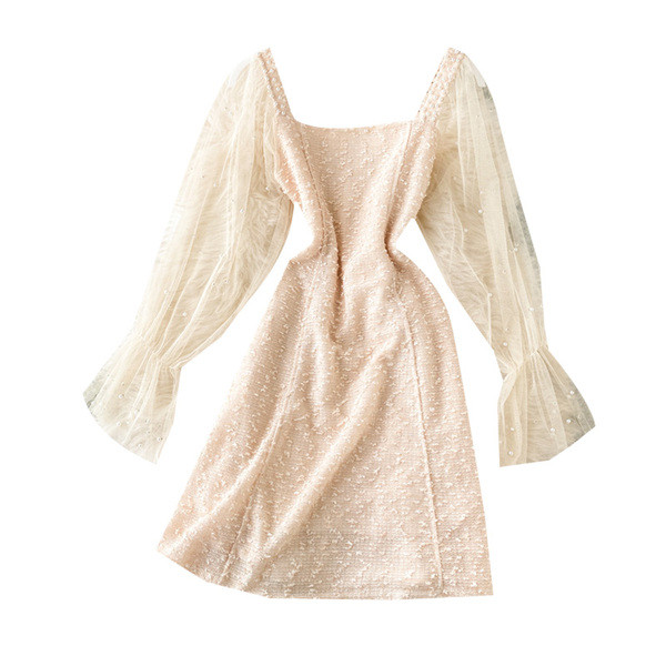 Modern női ruha tüll ujjakkal és gyöngyökkel bézs, fekete és barna színben