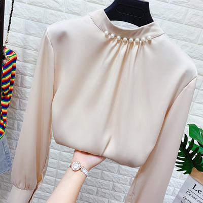 Modern női blúz alacsony gallérral, több színben gyöngyökkel