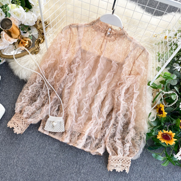 Modern női ing csipkével és tüllel bézs, fekete és fehér színben