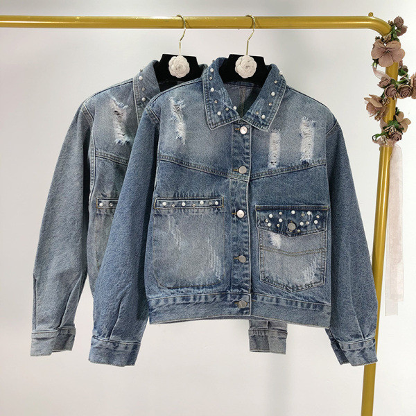 Κοντό  μοντέρνο τζιν μπουφάν με διακόσμηση - πέρλες