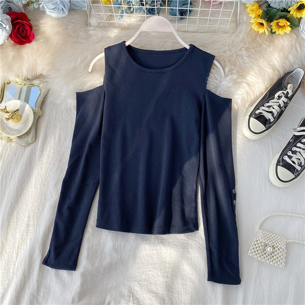 Μοντέρνα γυναικεία μπλούζα με γυμνά ώμοι και μακριά μανίκια σε πέντε χρώματα