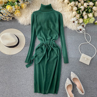 Καθημερινό γυναικείο φόρεμα με υψηλό γιακά και ελαστική μέση